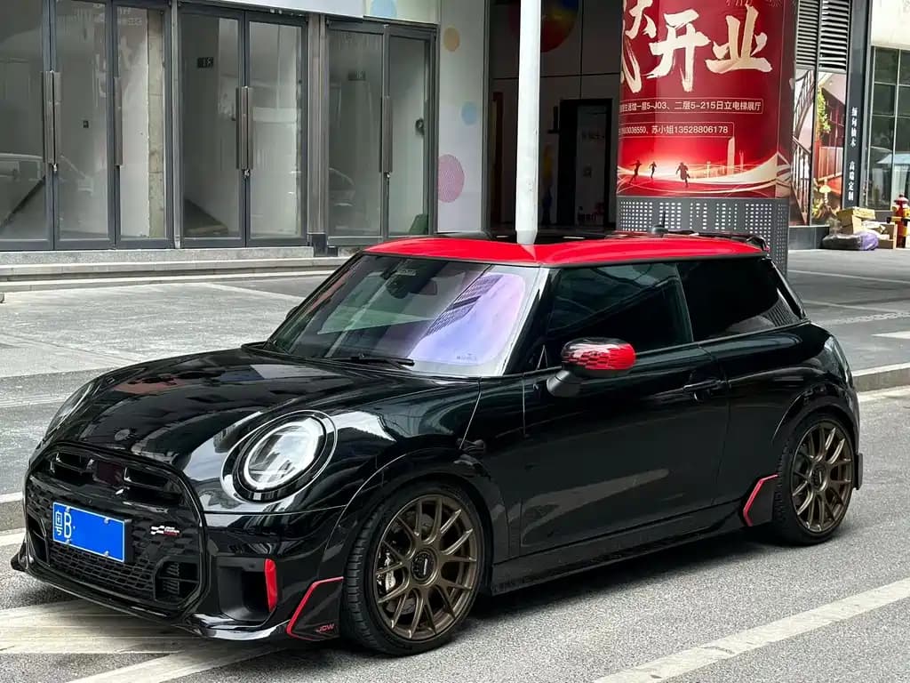 MINI Mini JCW