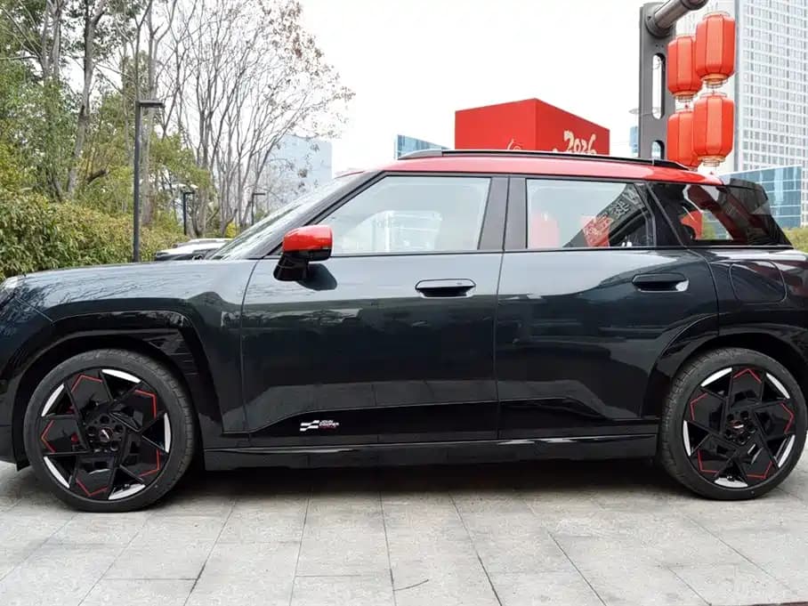 MINI JCW ACEMAN EV 2