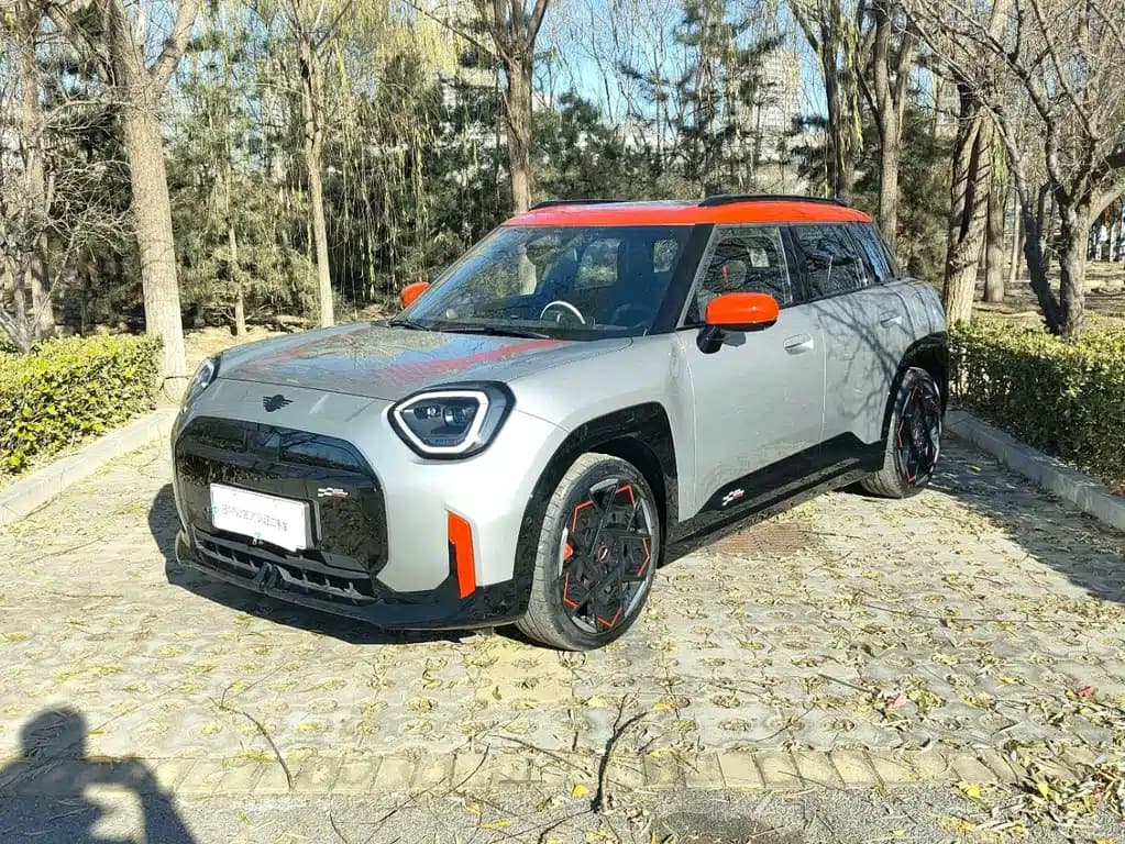 MINI JCW ACEMAN EV