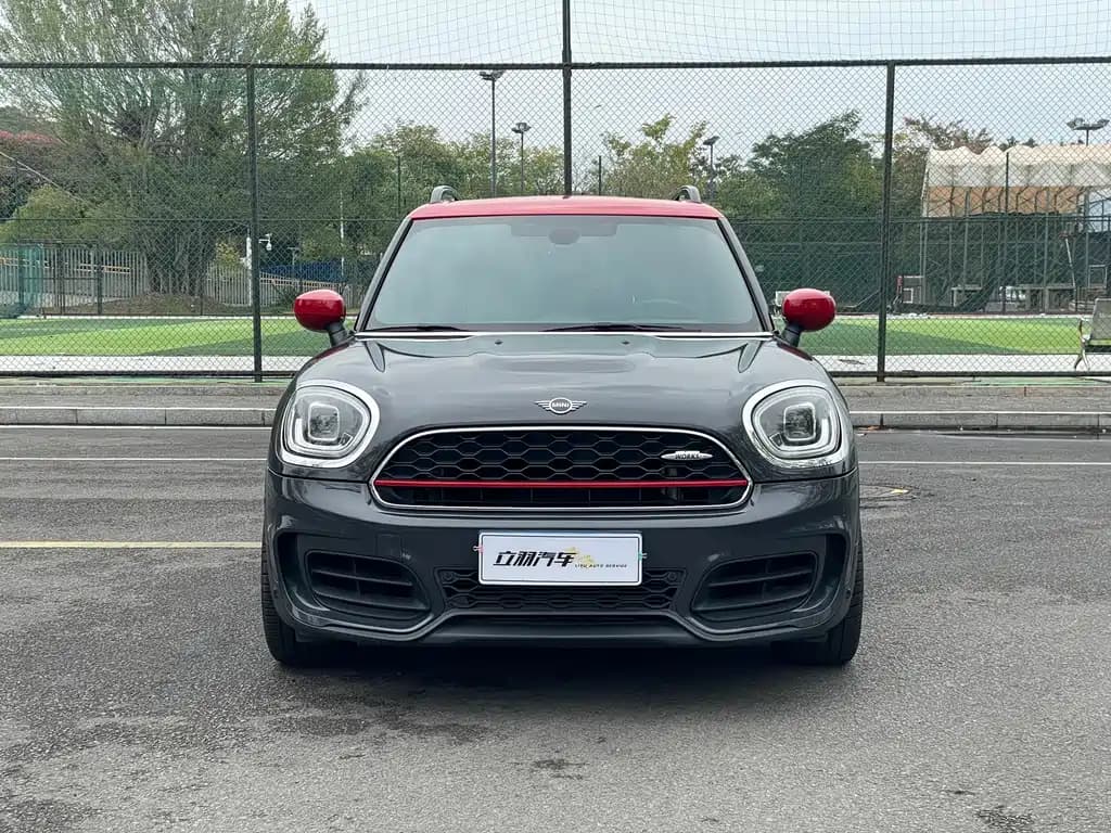 MINI Mini JCW Countryman 2