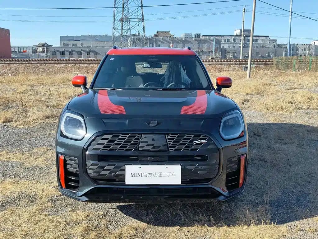 MINI Mini JCW Countryman 2