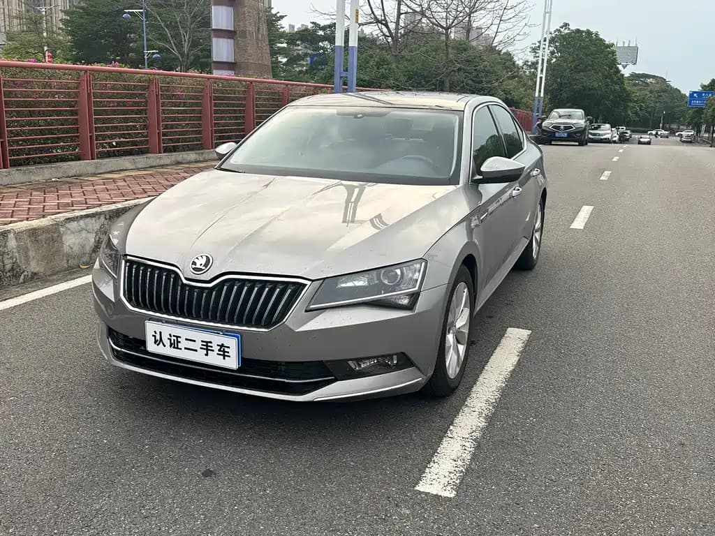 Skoda Superb