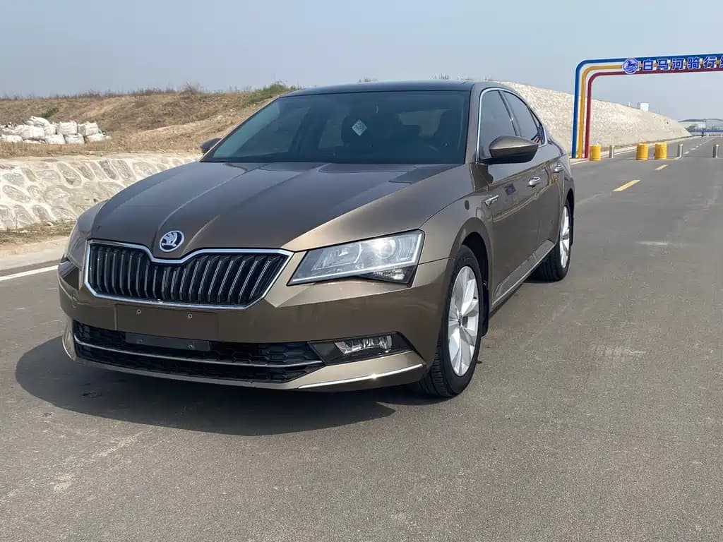 Skoda Superb