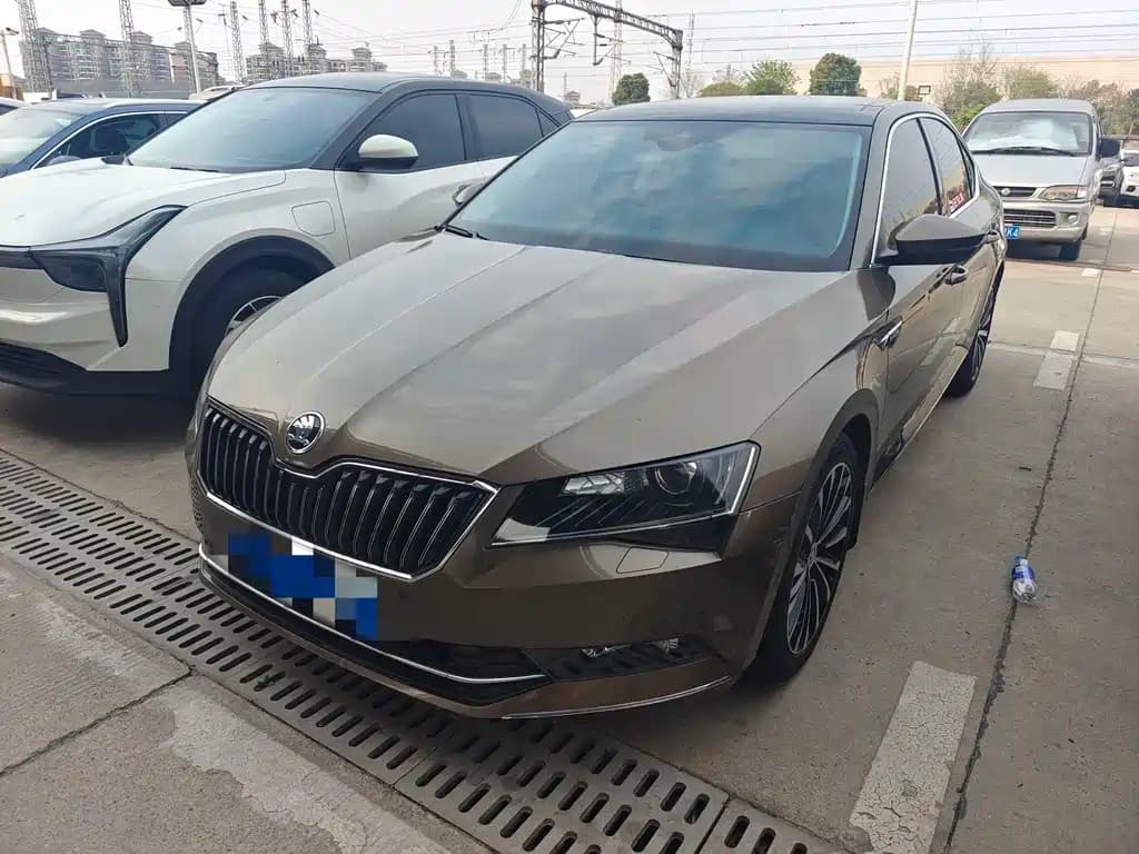 Skoda Superb