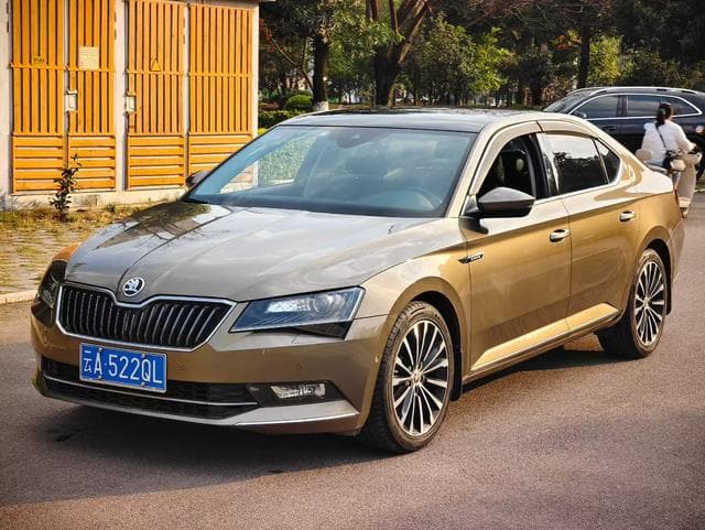 Skoda Superb