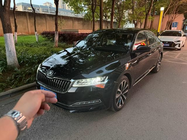 Skoda Superb