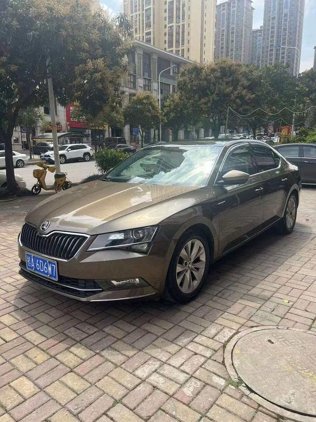 Skoda Superb