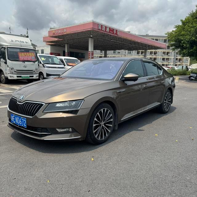 Skoda Superb