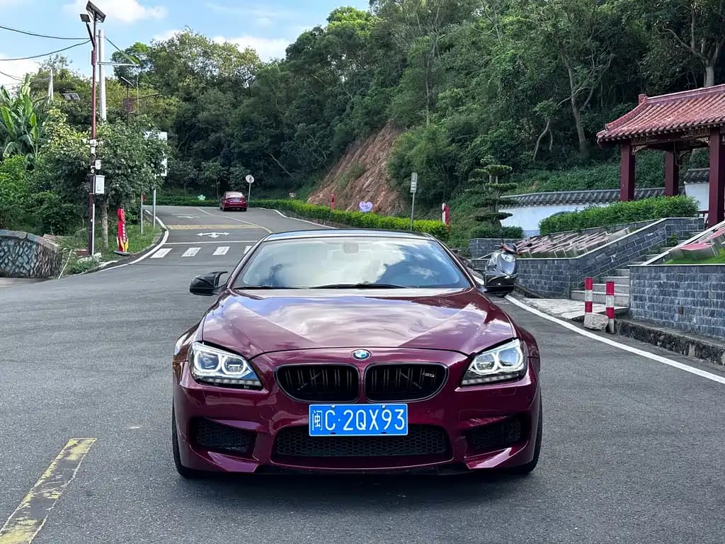 BMW 6 Series 2