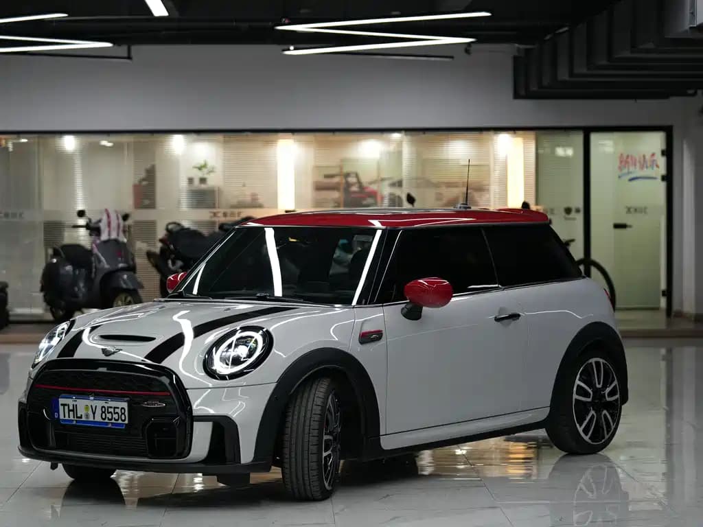 MINI Mini JCW