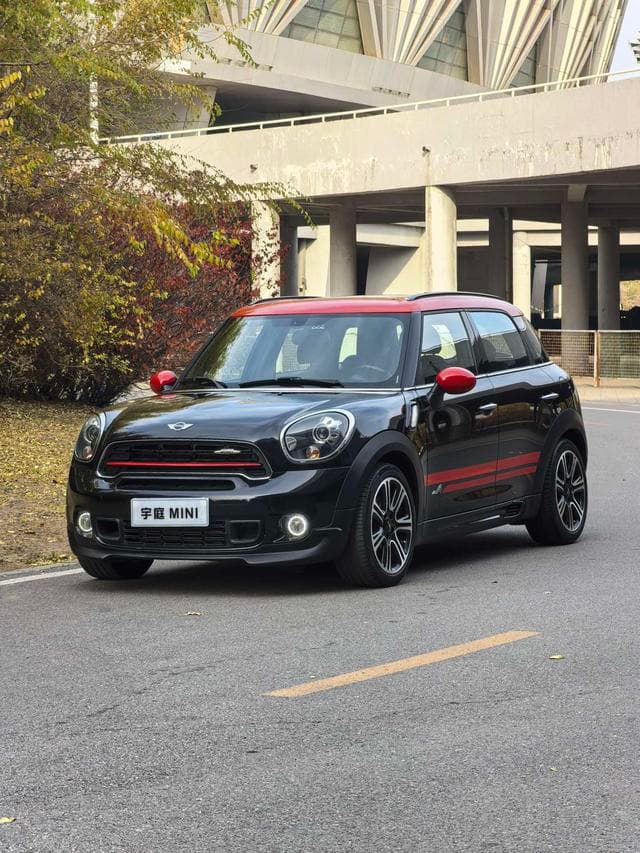 MINI JCW COUNTRYMAN