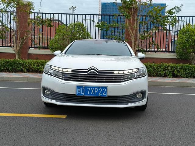 Citroen Citroën C6 2
