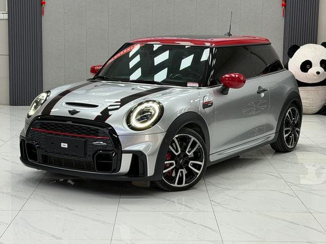 MINI JCW
