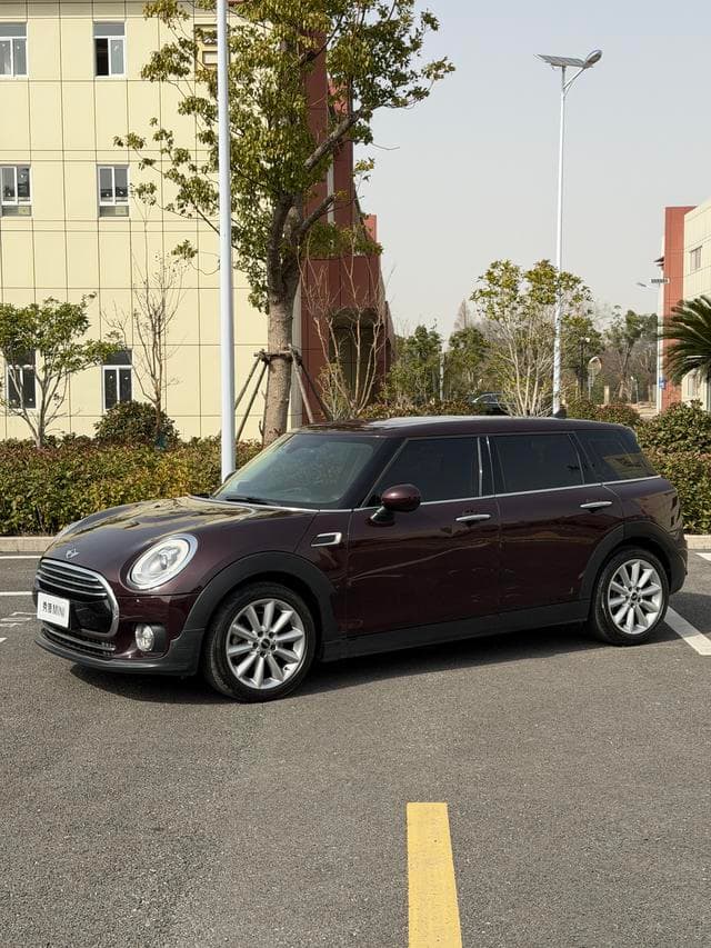 MINI CLUBMAN