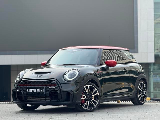 MINI JCW
