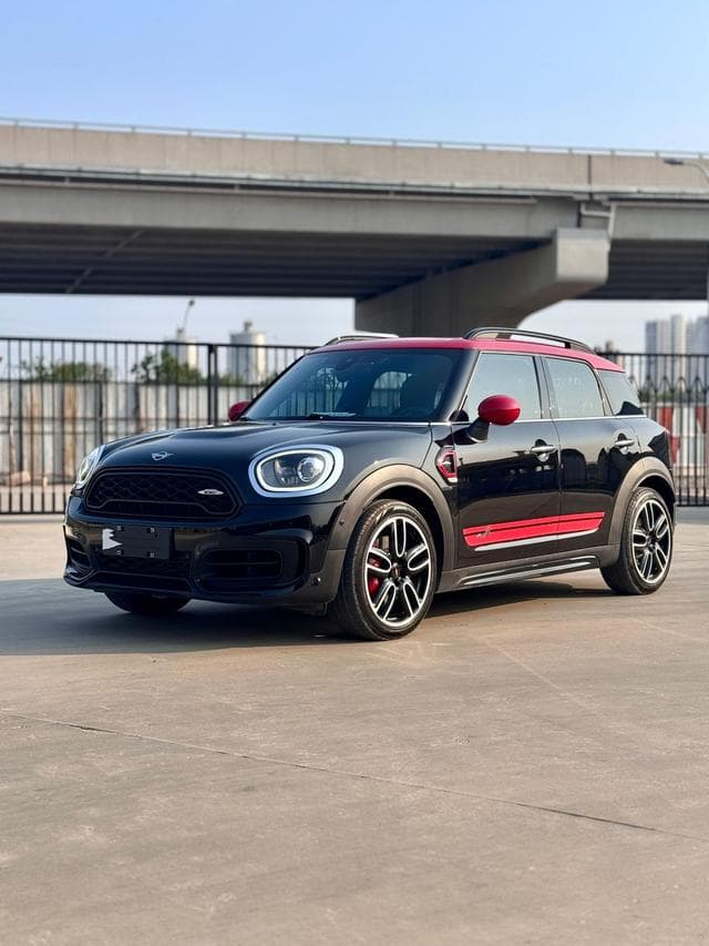 MINI JCW COUNTRYMAN