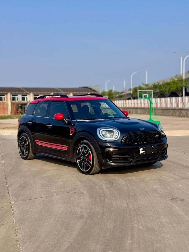 MINI JCW COUNTRYMAN 2