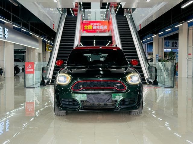 MINI JCW COUNTRYMAN 2