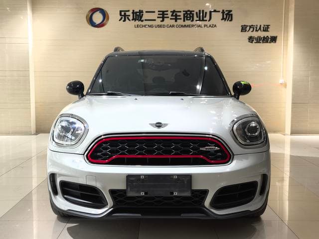 MINI JCW COUNTRYMAN 2