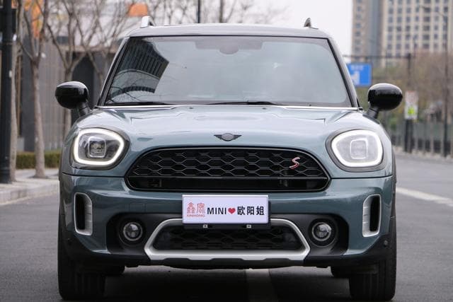 MINI COUNTRYMAN 2