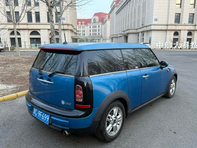 MINI CLUBMAN 2