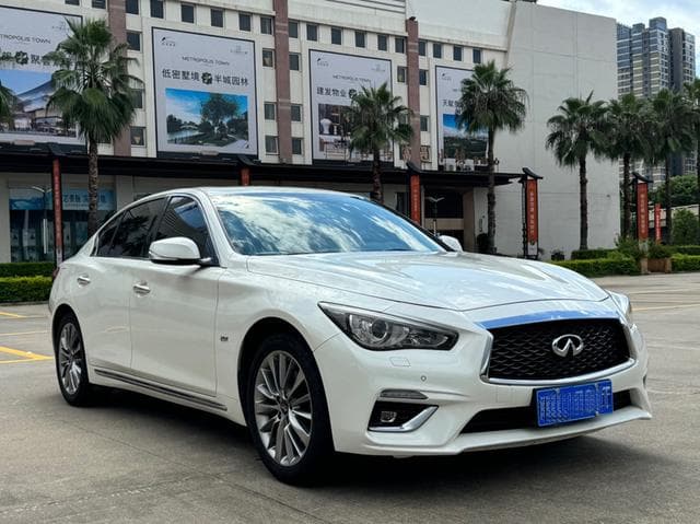 Infiniti Q50L 2